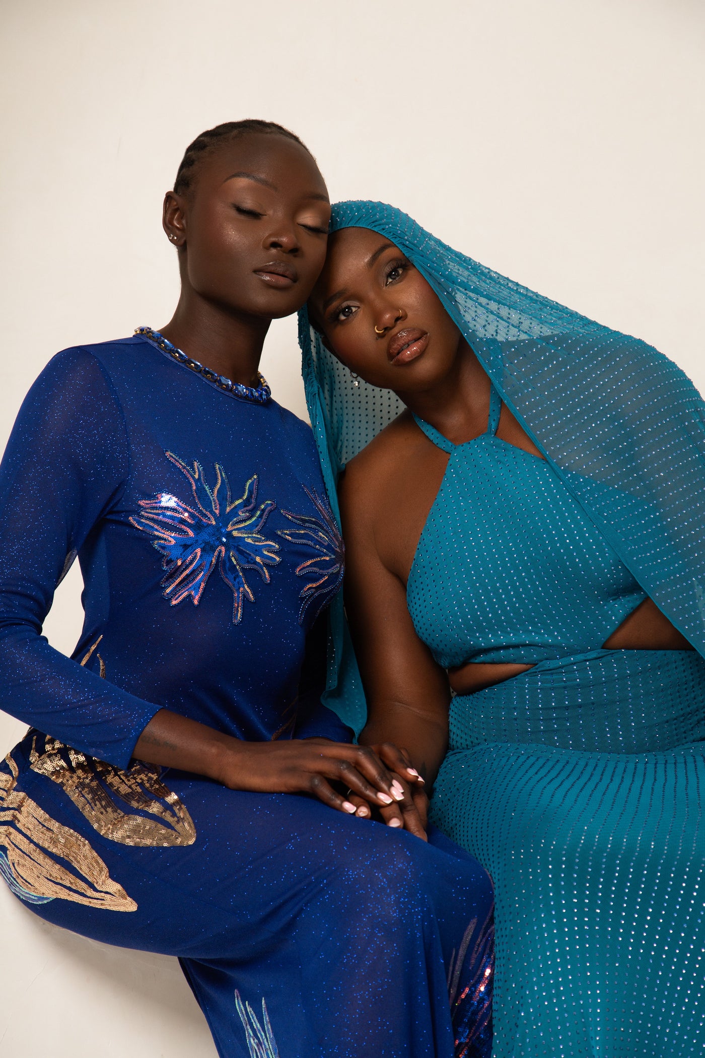 Asin Kai Mi- In My Blood - Water Bearer Capsule